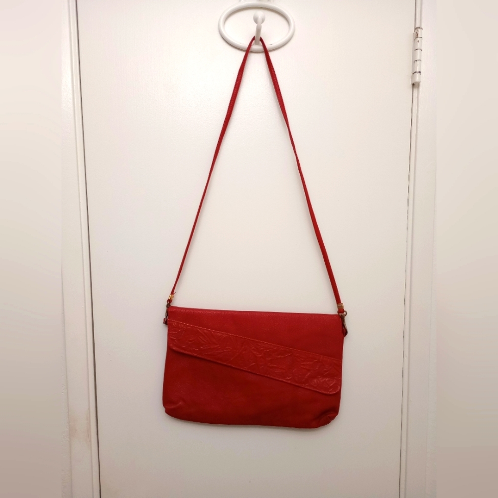 Holiday Fair Red Vintage Purse